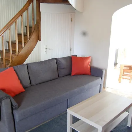 La Maison De Leonie Holiday home *